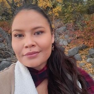 Meet your Posher, Nadine